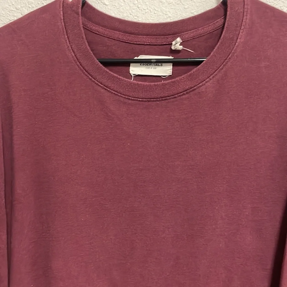 Essentials Tee - Picture 2 of 4